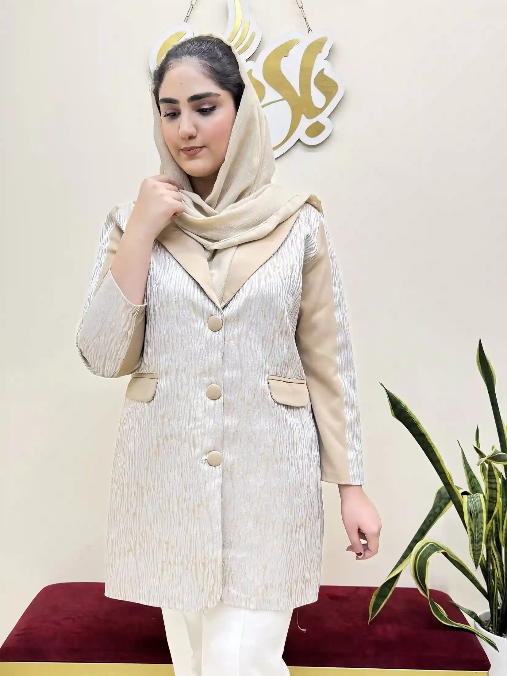 مانتو یقه آمریکایی  ژاکارد