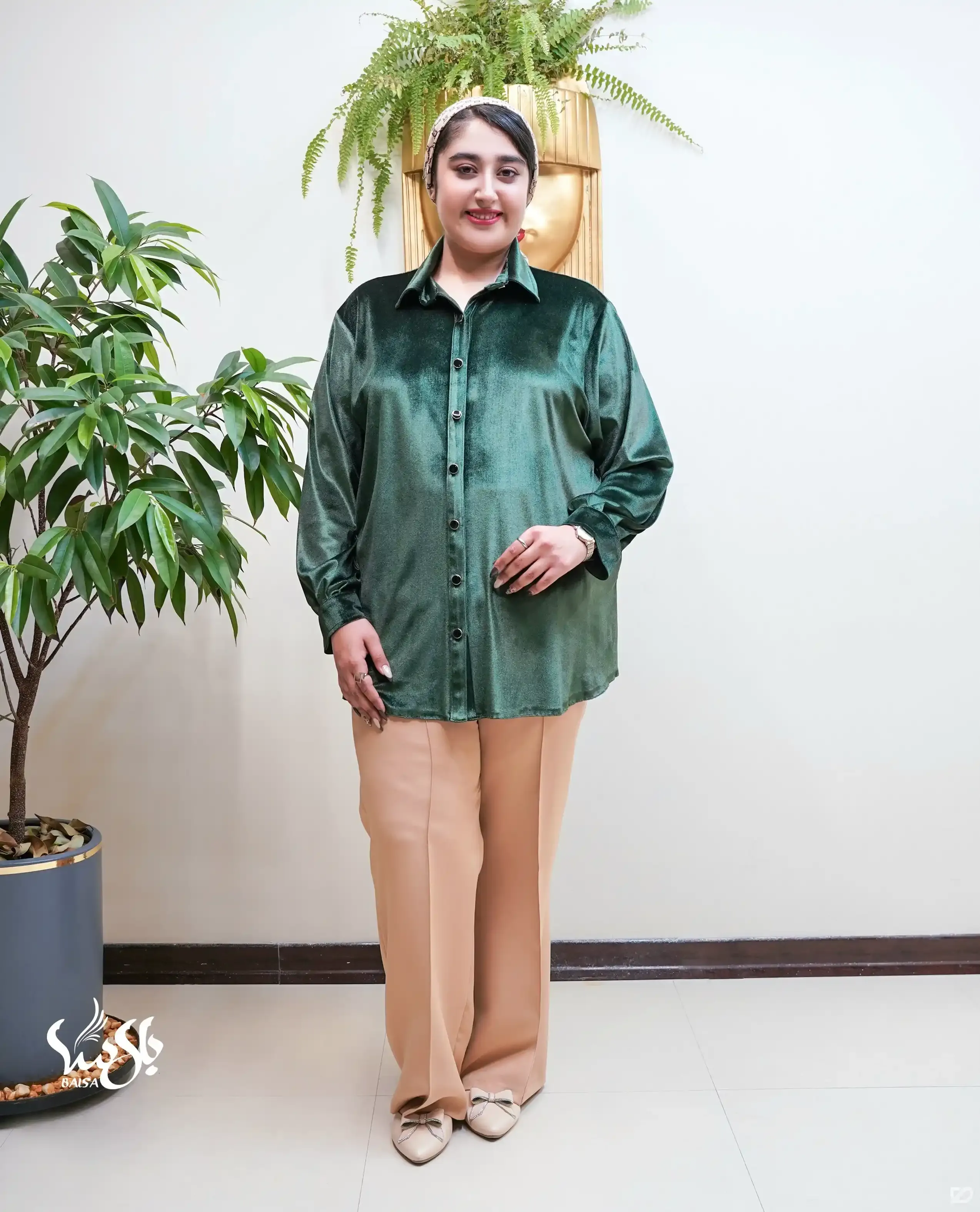 شومیز مخمل دکمه دار